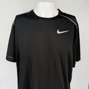 Nike Running Dri-FIT Shirt Mens XL Black Short Sleeve Reflective Swoosh Training